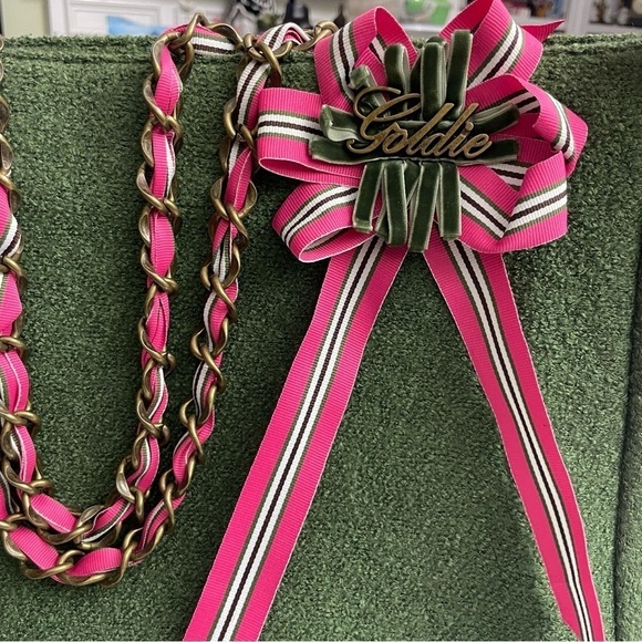Vintage Limited Edition Green Tweed
Goldie Bag Purse Chain Pockets
Barbiecore - Picture 7 of 14